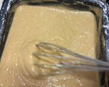 Foto langkah ke 4 dari resep Bolu Pisang Panggang Topping Keju Oles.