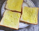Gambar langkah 3 resipi Garlic Bread.