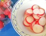 Foto del paso 12 de la receta: Ensaladilla sobre barcas de pan de gambas