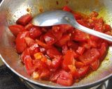A picture of step 3 of Tomato sabji.