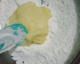 Foto langkah ke 3 dari resep Donat kentang.