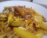 Gambar langkah 4 resipi Kentang Goreng Telur Hancur.