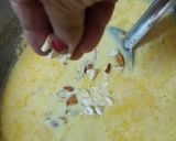 कोजागिरी चे मसाला दुध (Kojagiri Masala Dudh Recipe In Marathi) रेसिपी स्टेप 3 फोटो 