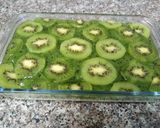 A picture of step 6 of Kiwi 🥝 dessert.