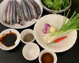 Hình bước làm 1 của món Cá kèo kho rau răm