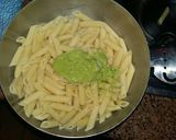 Foto del paso 5 de la receta: Pasta Penne con pesto de brócoli