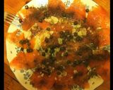 Une image de l'étape 2 de Carpaccio de saumon aux câpres parmesan et aneth.