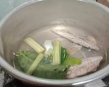 Foto langkah ke 1 dari resep Sayur Bening Kaldu Pindang.