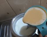 A picture of step 2 of Rusk milk custard pudding.