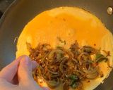 A picture of step 5 of Spicy Masala Omelette.
