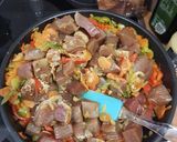 Foto del paso 5 de la receta: Atún con salsa de pimienta verde y verduras