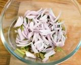 A picture of step 3 of Crispy Ivy gourd fry (or) fried Tindora.