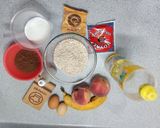 Foto del paso 1 de la receta: Torta de banano y durazno, un postre saludable!