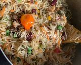 A picture of step 5 of Minced meat fried rice & easy coleslaw.