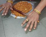 દાળીયા ની ચીકી (Daliya Chiki Recipe In Gujarati) રેસીપી સ્ટેપ4ફોટો