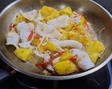 Foto langkah ke 4 dari resep 44❤️Nanas cah Cumi (Khas Belitung)❤️.