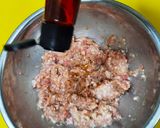 รูปขั้นตอนการทำที่ 3 ของ หมูก้อนปลาเค็มทอด สูตรไร้แป้ง
