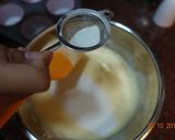 Foto langkah ke 6 dari resep Keto Cheese Cupcakes.