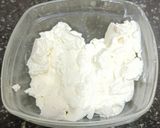 A picture of step 1 of Lila Lehsan No Mathoo (Dip).
