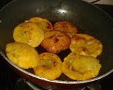 A picture of step 5 of Mawa ke shahi malpua.