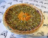 Une image de l'étape 11 de Tarte aux kiwis, mandarine, pêches et rhubarbe (pâte brisée sucrée à l'huile de tournesol).