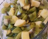 Foto del passaggio 2 della ricetta Marmellata di kiwi, mele e limone