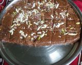 रवा चॉकलेट बर्फी (rava chocolate barfi recipe in marathi) रेसिपी स्टेप 3 फोटो 