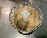 Une image de l'étape 4 de Sauce salade aux anchois, moutarde de Dijon et ail mariné.