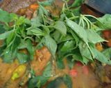 Foto langkah ke 4 dari resep Ikan bumbu kuning.