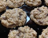 Foto del paso 3 de la receta: Galletas de avena, manzana y chocolate