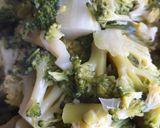 Foto del passaggio 2 della ricetta Pasta con broccoletti
