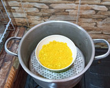 Foto langkah ke 4 dari resep Nasi Kuning Tim MPASI.