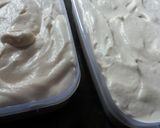 Foto langkah ke 10 dari resep Homemade Strawberry Yoghurt Ice Cream.