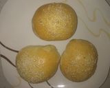 A picture of step 10 of Chicken filled buns.