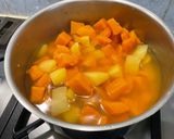 Une image de l'étape 7 de Purée de pommes de terre et courge butternut au parmesan.