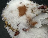 A picture of step 2 of Prawn & Mushroom Xacuti.