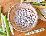 Hình bước làm 1 của món Đậu Coco Sốt Cà Chua & Andouillette