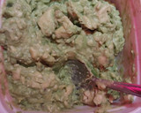 Foto del paso 2 de la receta: Taquitos de guacamole 🥑😋