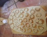 Foto langkah ke 5 dari resep Kue bawang tanpa telur.