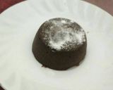 Foto langkah ke 8 dari resep Chocolava Cake.