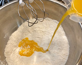 Foto del paso 5 de la receta: Chiffon cake de naranja sin azúcar