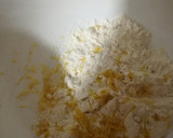 Foto del paso 3 de la receta: Mantecados de canela y de limón