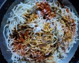 शेज़वान नूडल्स (Schezwan noodles recipe in Hindi) रेसिपी चरण 3 फोटो