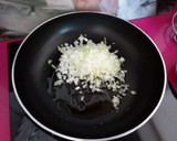 Foto del paso 2 de la receta: Tortitas de arroz y atún con porra antequerana