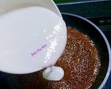 A picture of step 2 of Bánh Bò Nướng with Palm Sugar.