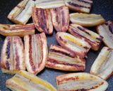 Foto langkah ke 3 dari resep Pisang Panggang Teflon.
