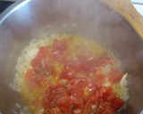 Foto del paso 1 de la receta: Patatas guisadas con arroz y níscalos