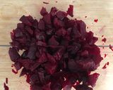 A picture of step 2 of Beetroot yogurt dip.