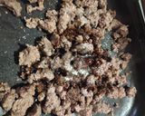 Foto langkah ke 1 dari resep Sweet Soy Beef Bites.