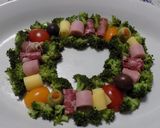 Foto del paso 2 de la receta: Picada para adornar la mesa de Navidad